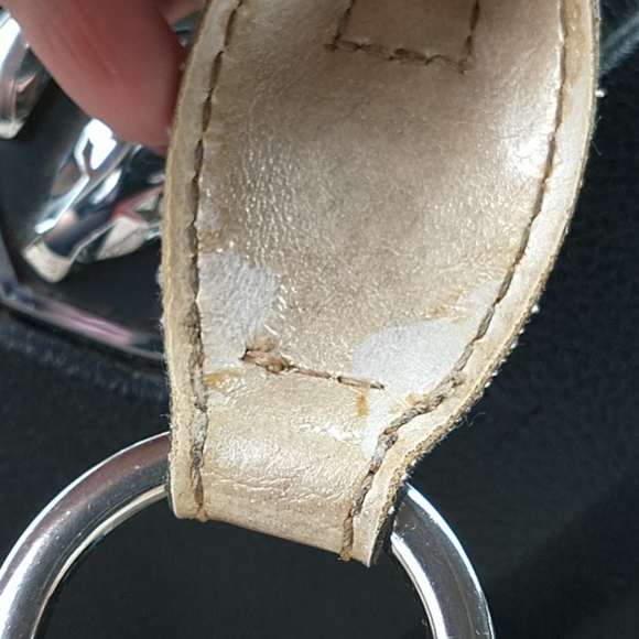 Guess Large Shoulder Bag - Picture 10 of 13